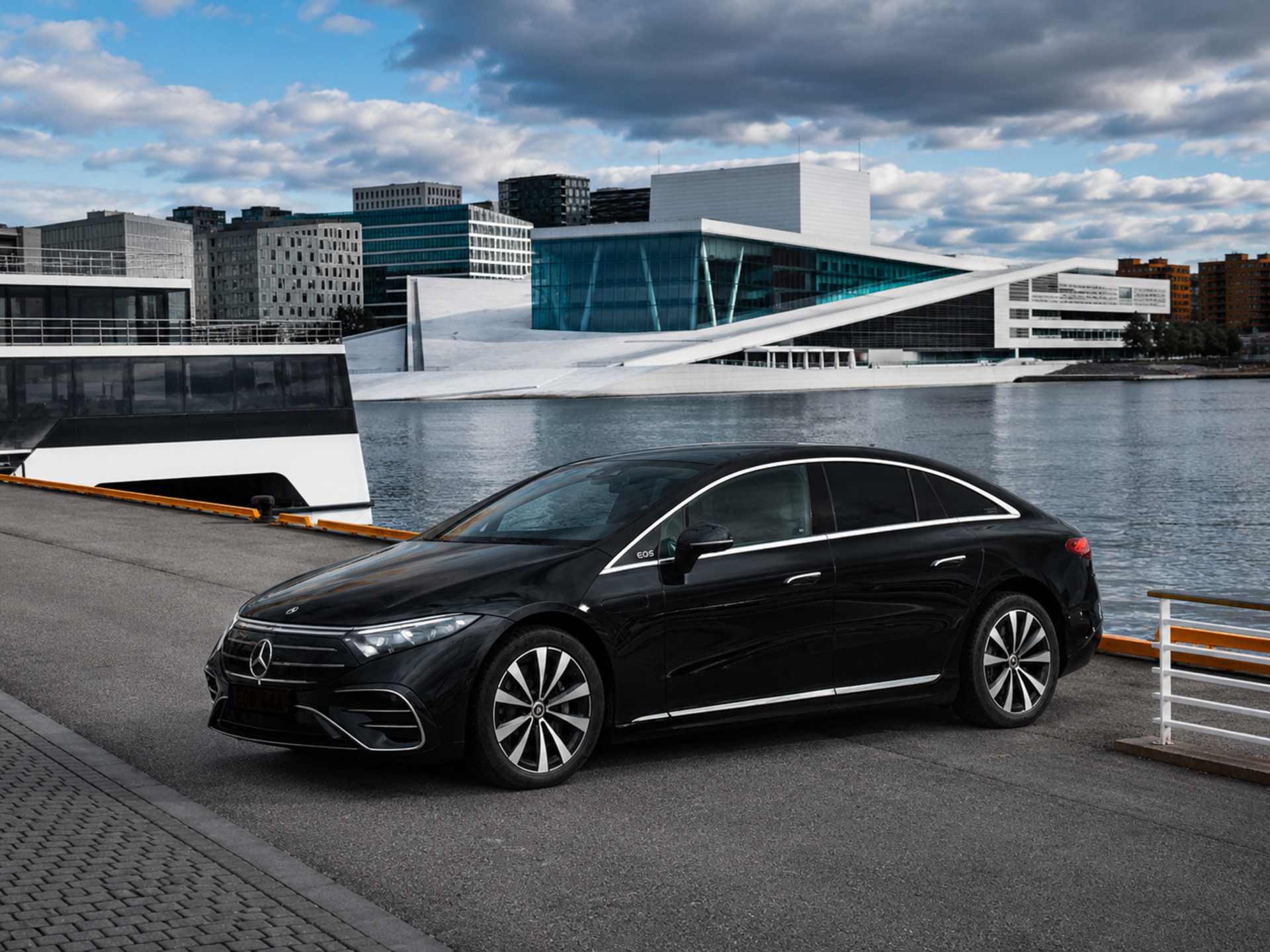Mercedes S-Class exterior
